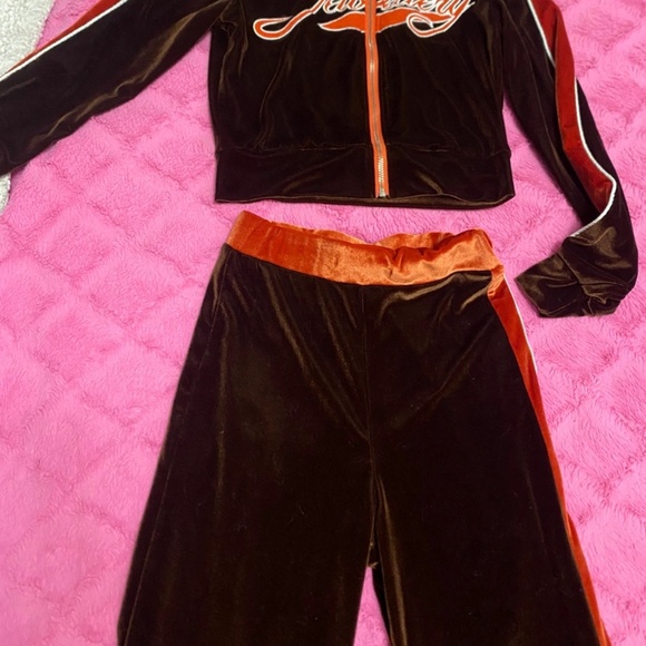 Tracksuit set - Picture 1 of 7